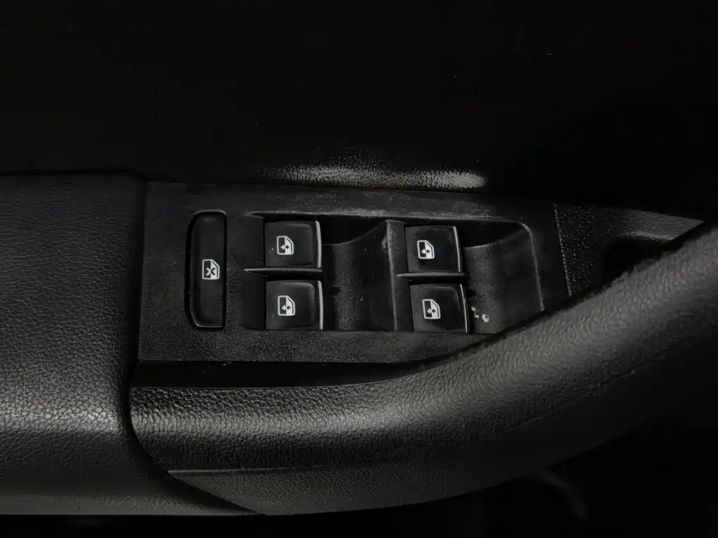 Фото 9 - Škoda Octavia