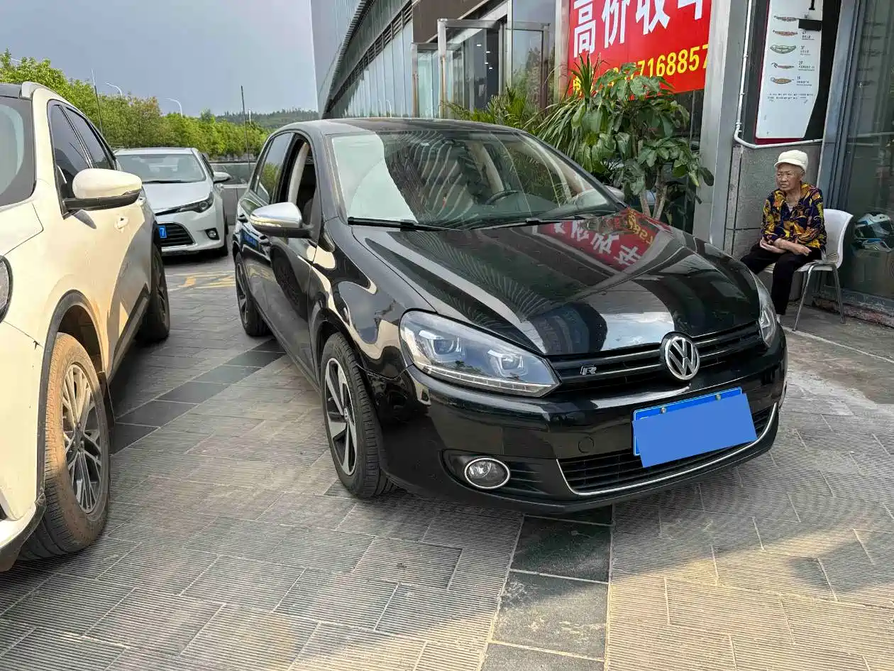 Volkswagen Golf 2012 1.4TSI Automatic Luxury фото 3
