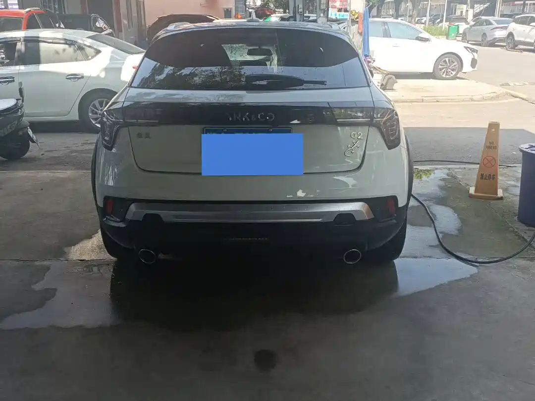 Lynk & Co 02 2018 1.5T DCT 2WD Shine Edition China V фото 12