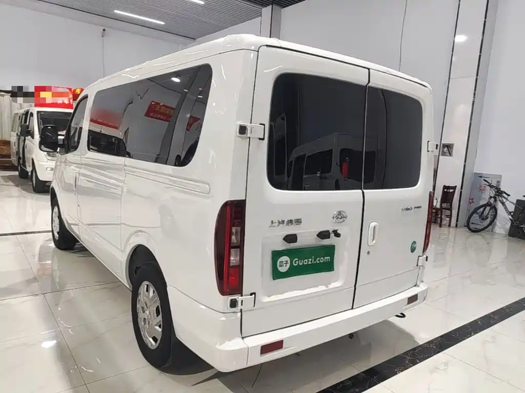 Maxus Xintu V80 2025 2025 PRO Pride Transport 2.0T Manual Short Wheelbase Ultra-low Roof 5/6 Seats