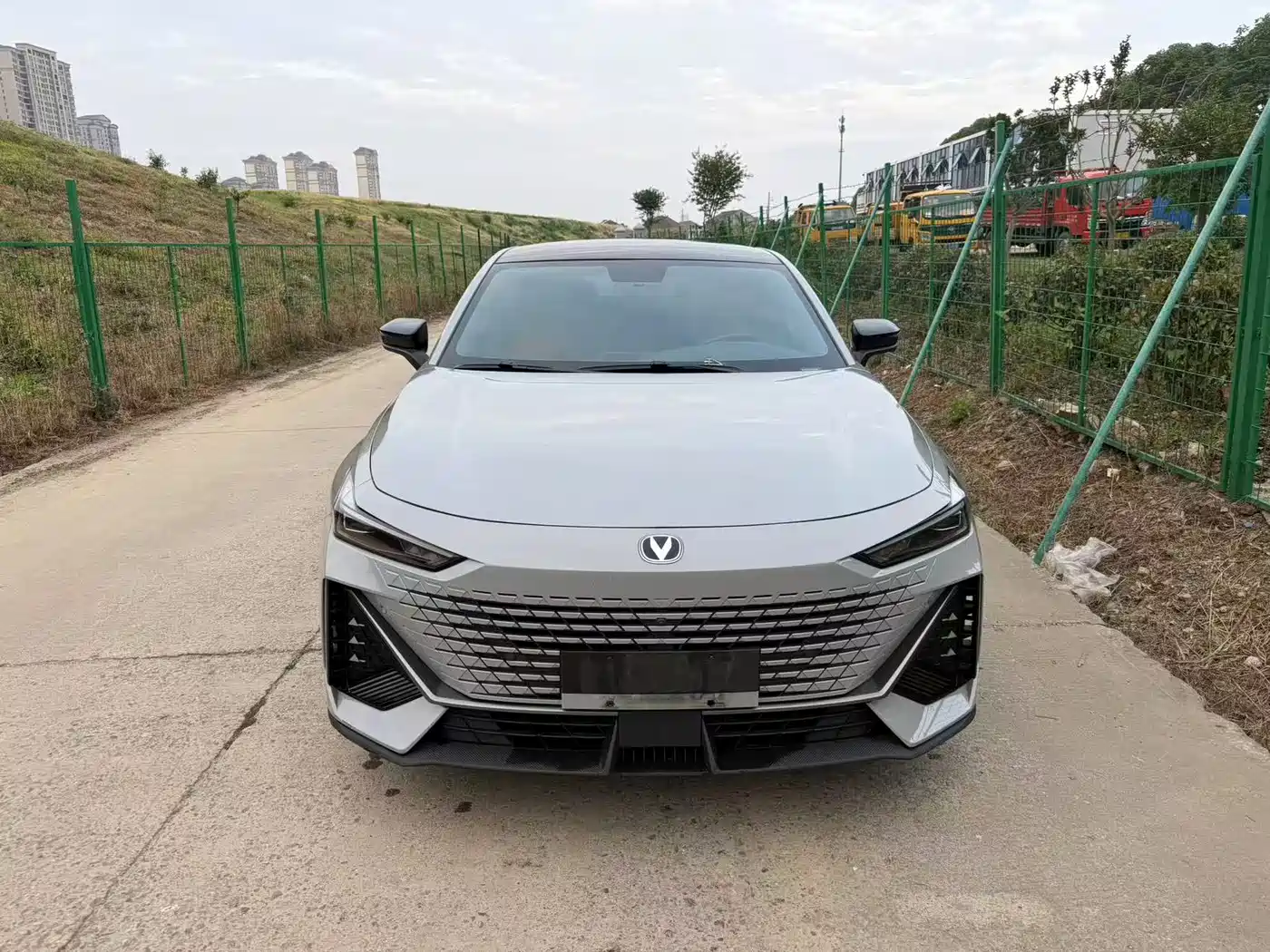 CHANGAN UNI-V