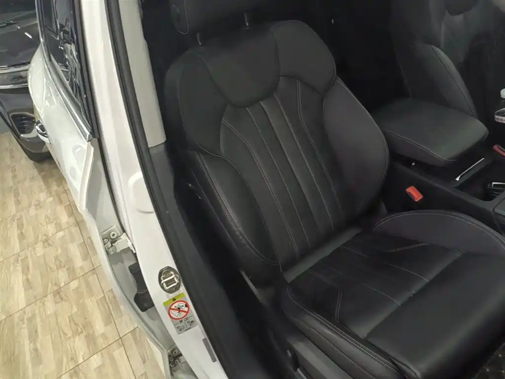 Audi Q5L 2022 40T Luxury Dynamic фото 25
