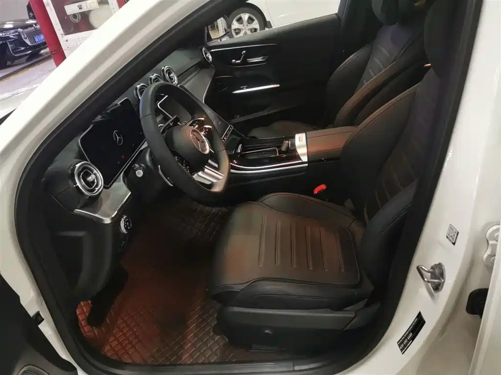 Mercedes-Benz C-Class 2023 Facelift C 260 L Sport Edition фото 15
