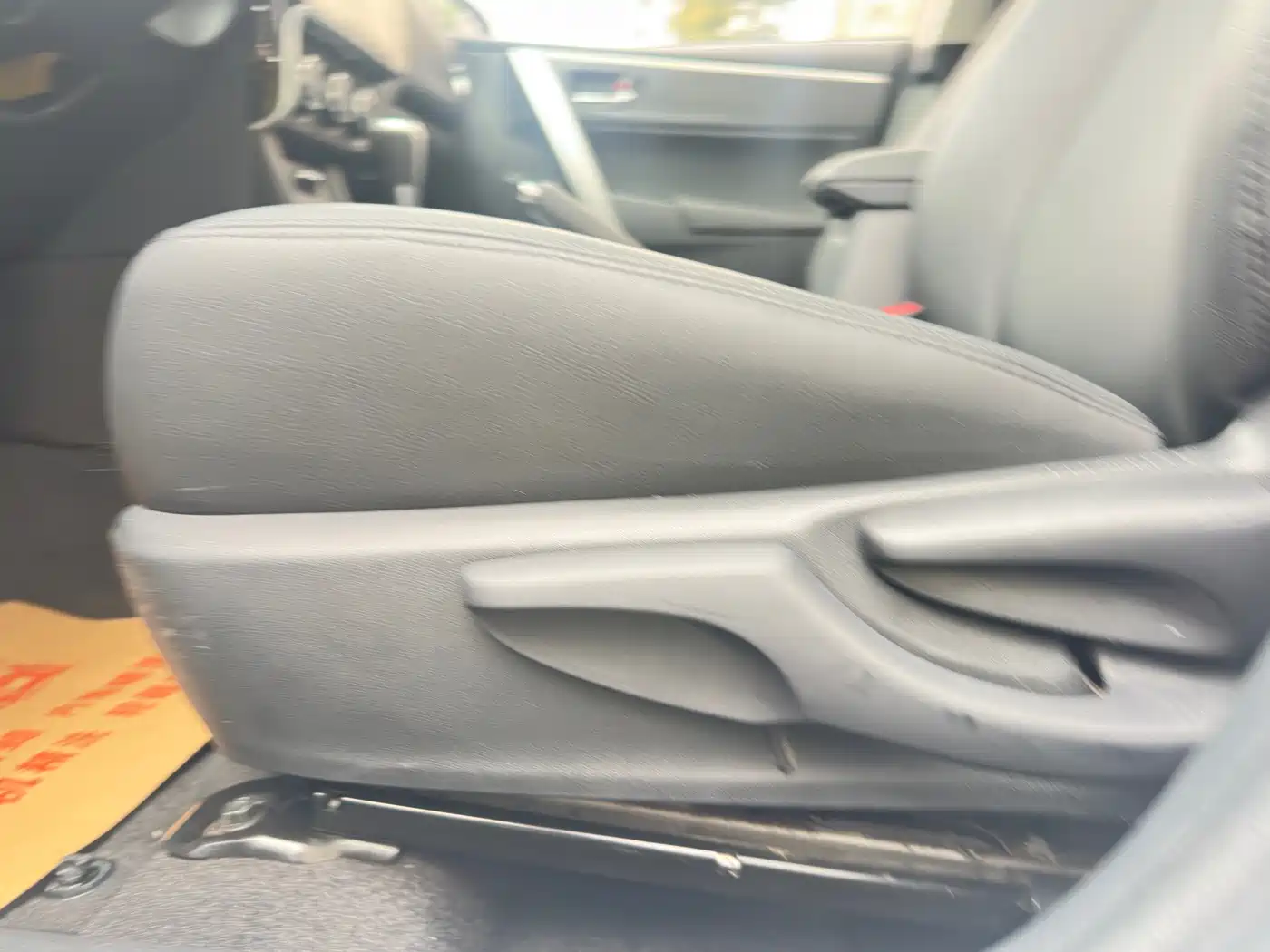 Toyota Corolla 2017 Facelift 1.2T S-CVT GL-i фото 18