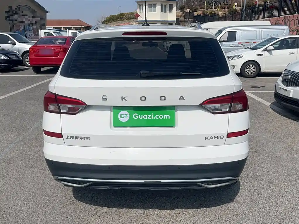 SKODA KOMICK