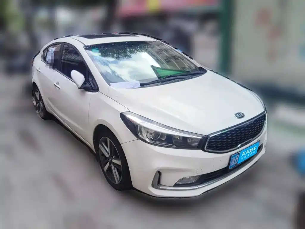 Photo 3 - Kia K3