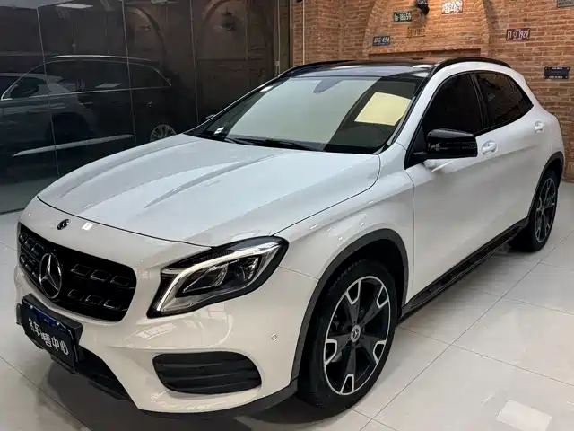 Mercedes-Benz Mercedes-Benz GLA 2018 GLA 220 4MATIC Sport
