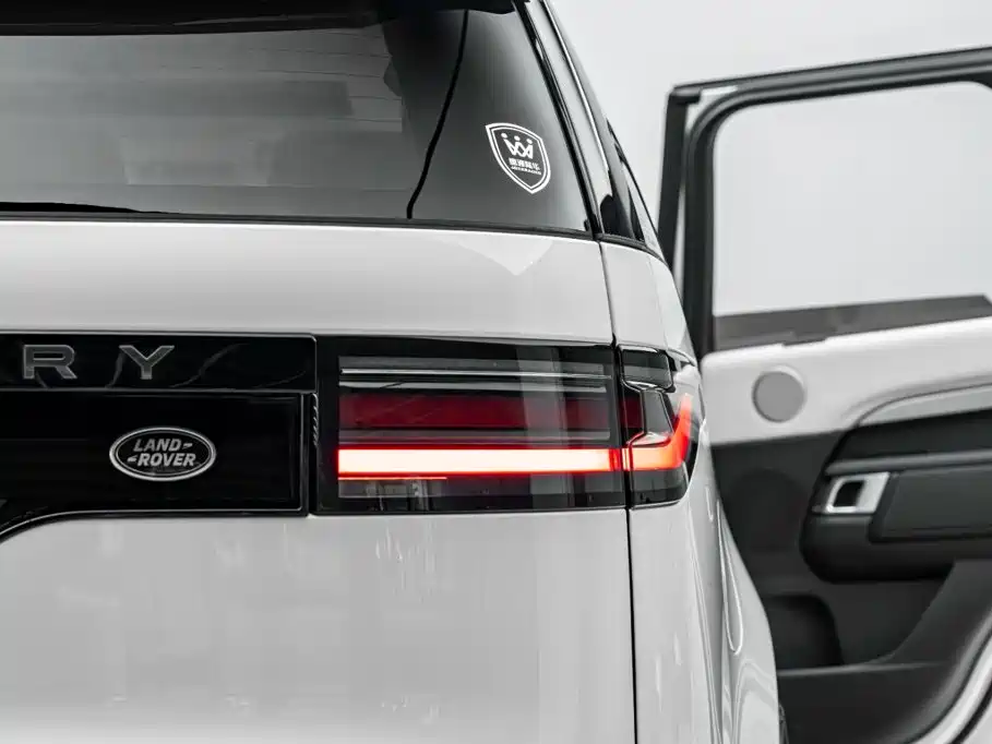 Land Rover Discovery 2024 2024 360PS Dynamic SE