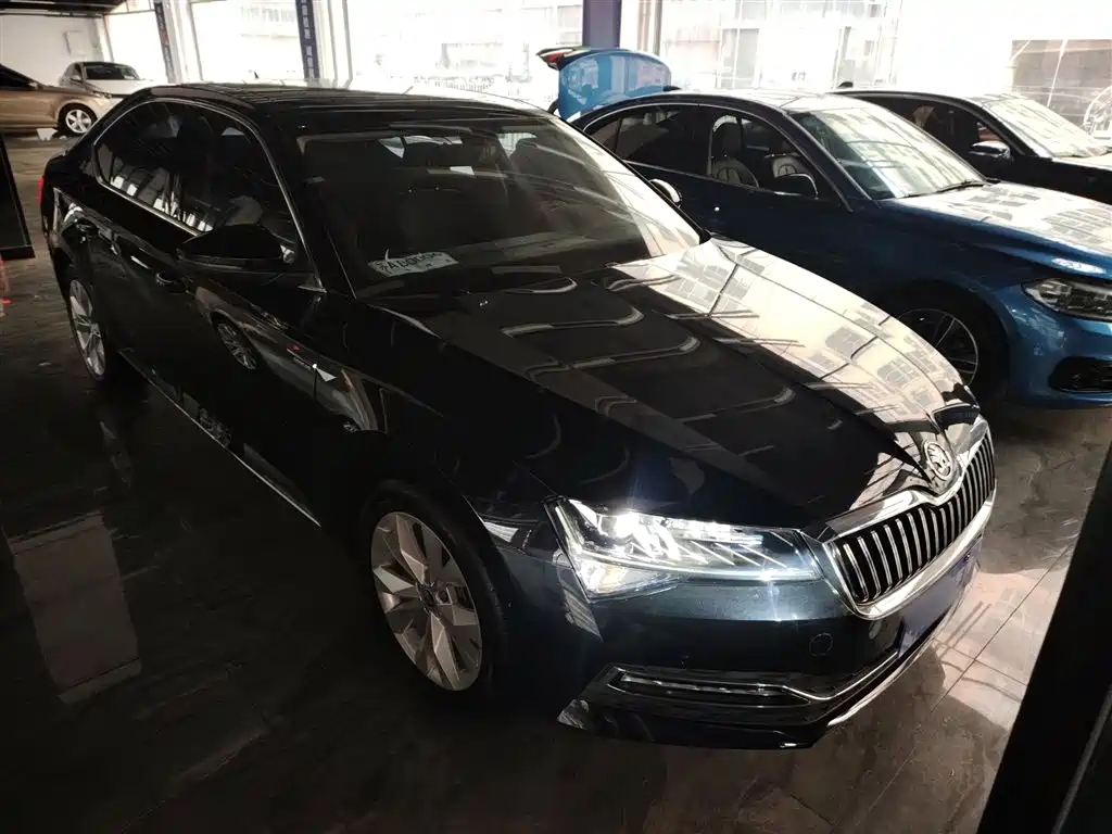 Škoda Superb 2019 Facelift TSI330 DSG Comfort фото 22