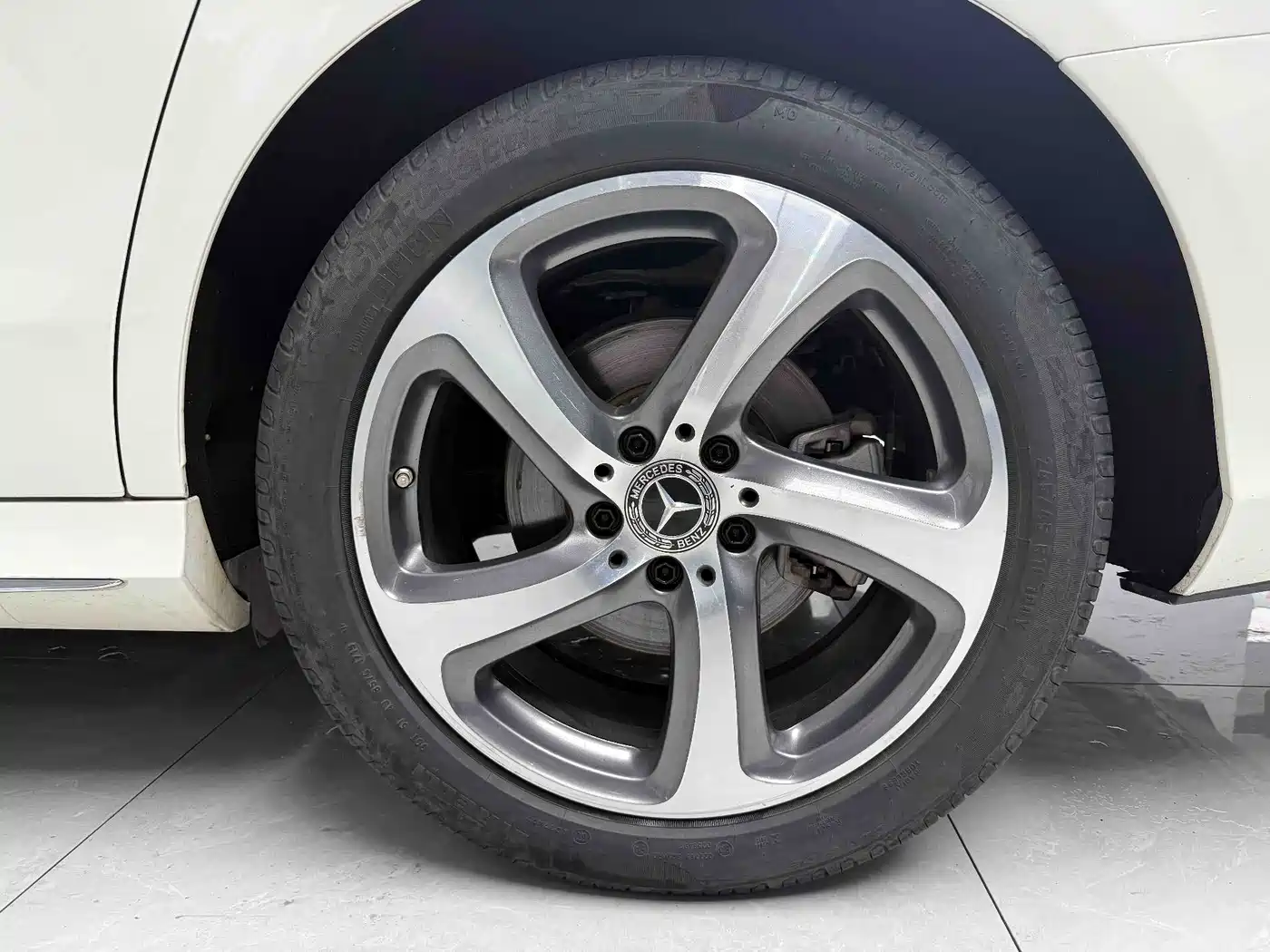 Mercedes-Benz E-Class 2018 E 300 L Sport Luxury фото 14