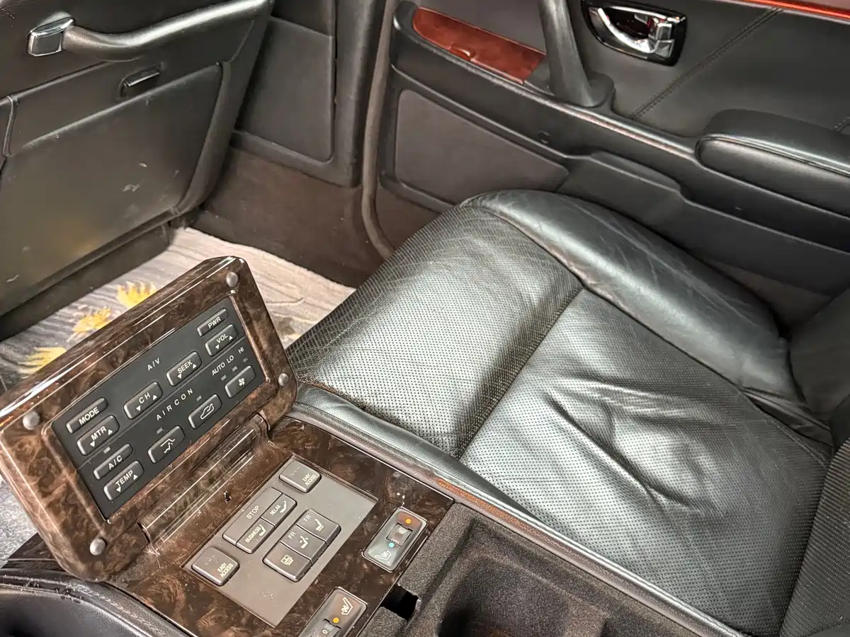 Hyundai Equus 2006 3.5 Extended фото 20