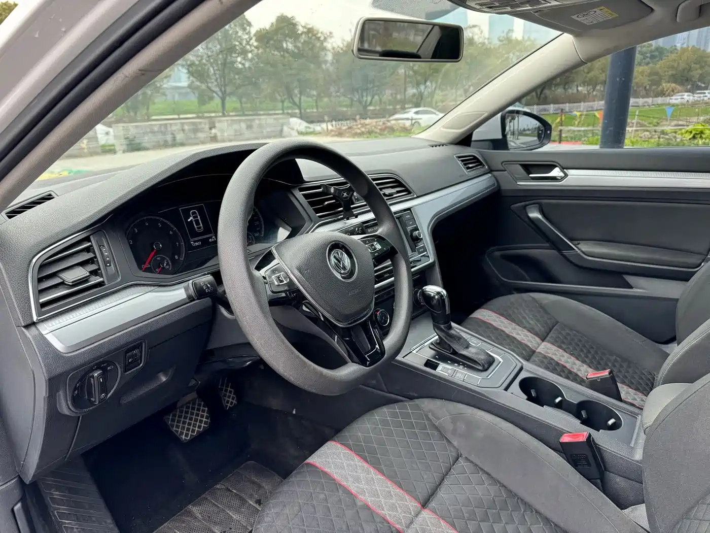 Volkswagen Lamando 2019 230TSI DSG Fashion Edition China VI фото 9