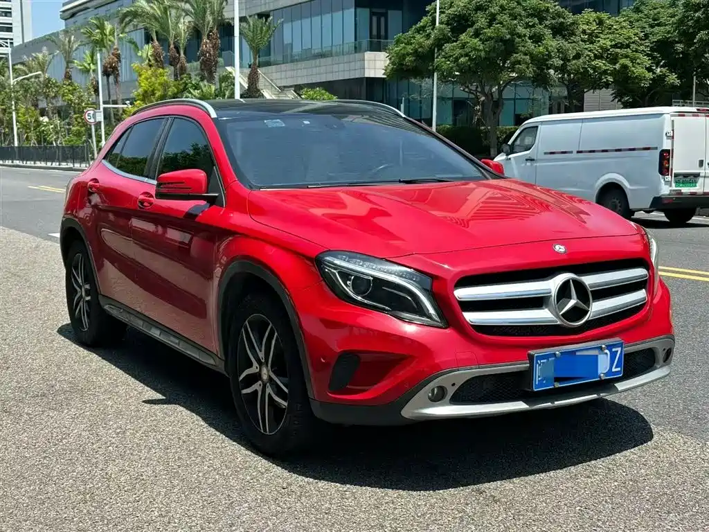 Mercedes-Benz GLA 2015 GLA 200 Fashion фото 3