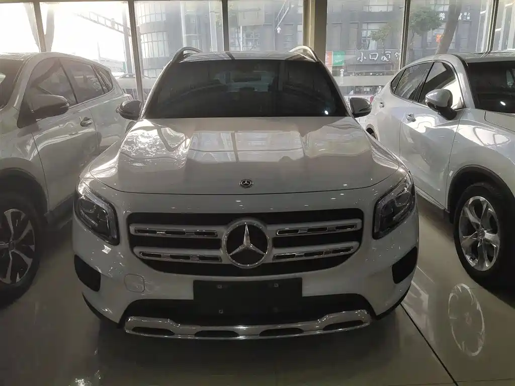 Mercedes-Benz GLB 2020 GLB 200 Dynamic фото 3