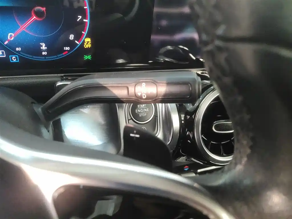Mercedes-Benz GLB 2020 GLB 200 Dynamic фото 10