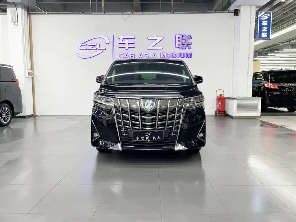 Toyota Alphard 2019 Hybrid 2.5L Premium Edition фото 2