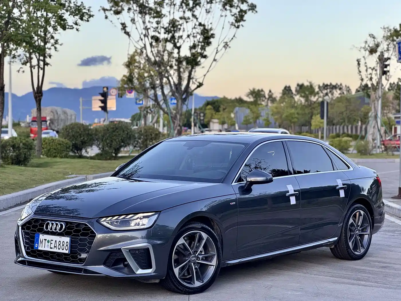 Audi A4L 2020 40 TFSI Fashion Dynamic Edition