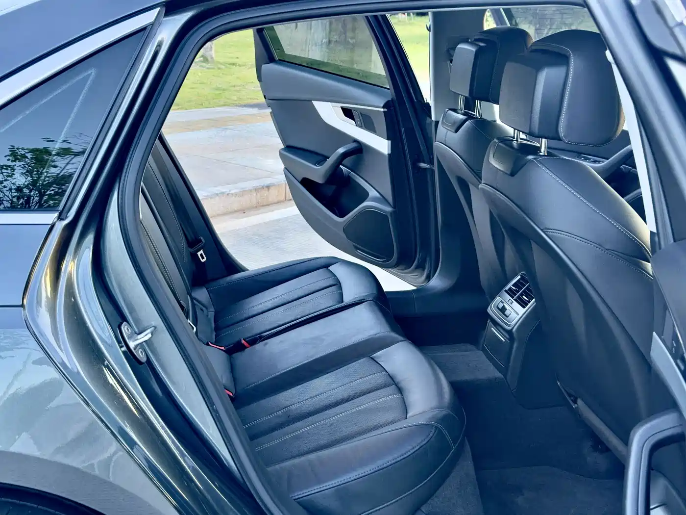 Audi A4L 2020 40 TFSI Fashion Dynamic Edition фото 8