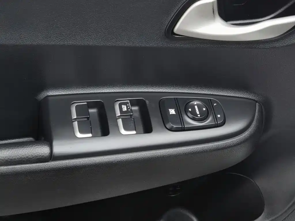 Kia K2 2017 2017 Sedan 1.4L MT GLS