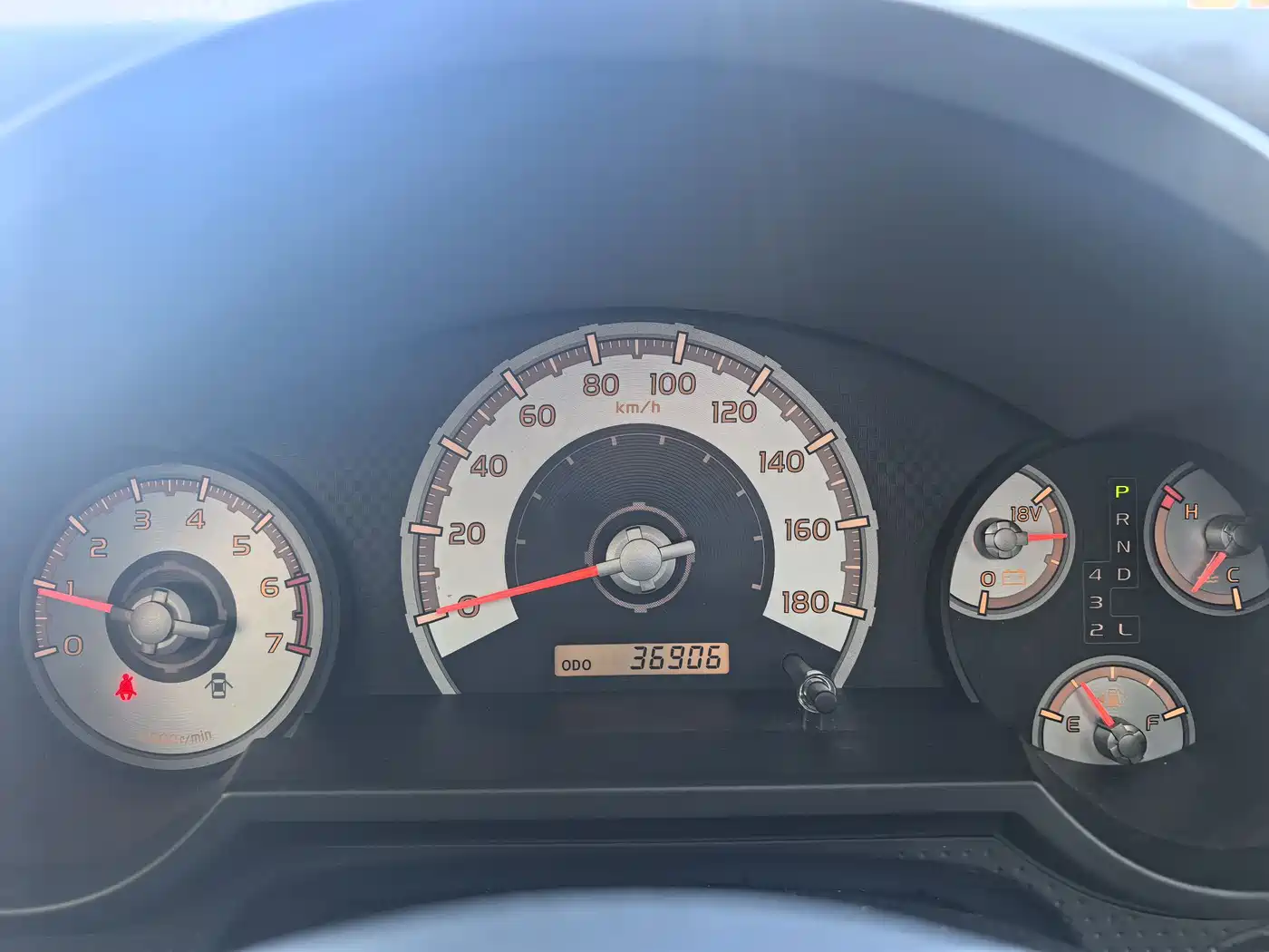 Toyota FJ Cruiser 2013 4.0L фото 9