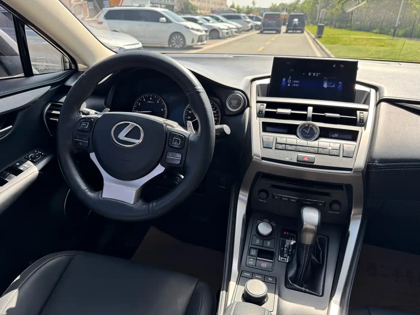 Lexus NX 2015 200t AWD F Sport фото 6
