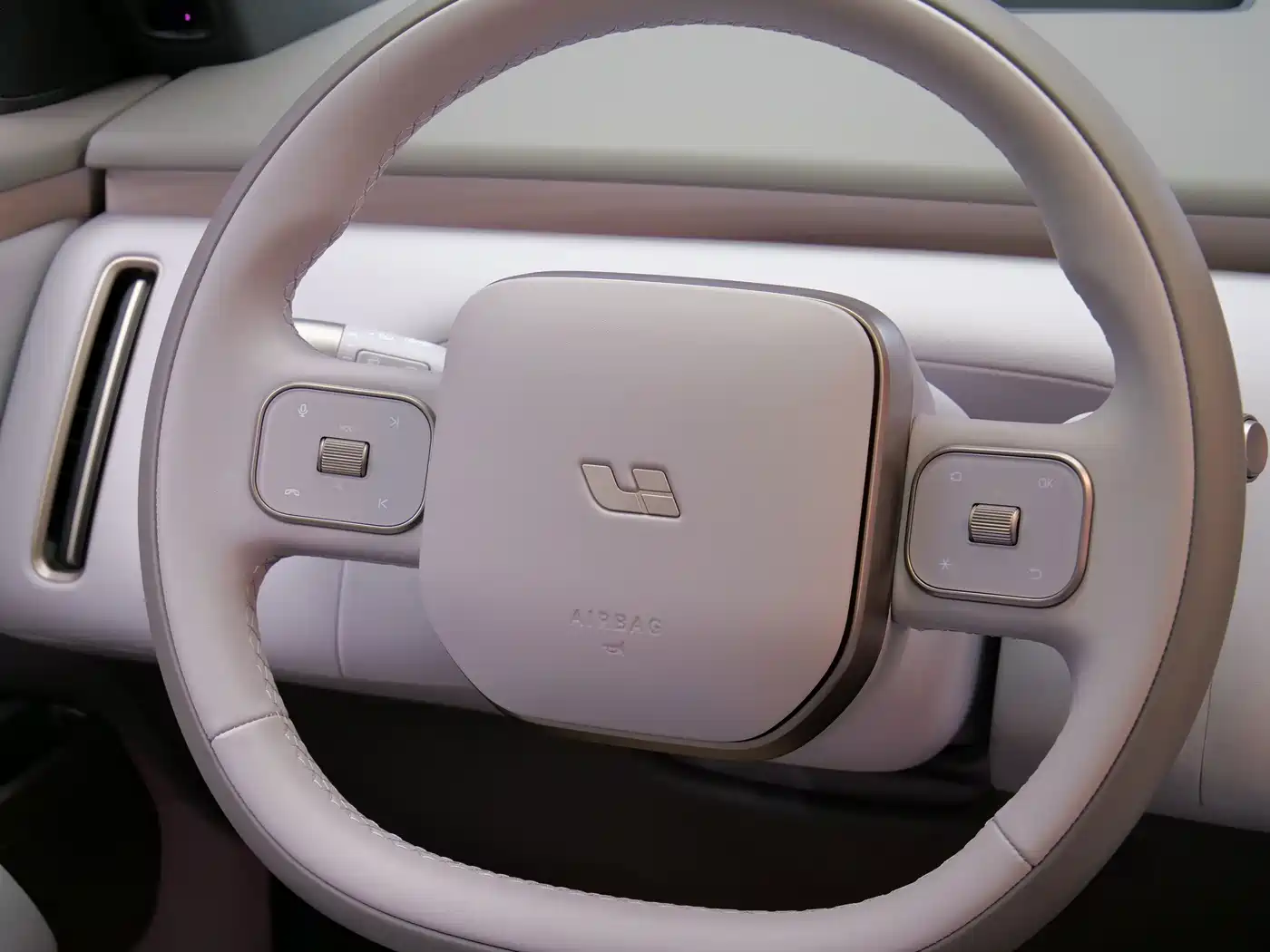 Li Auto L9 2026 2026 Base Model