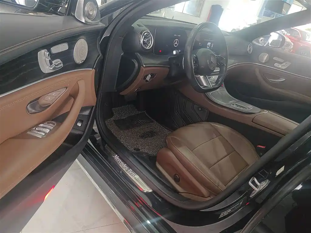 Mercedes-Benz E-Class 2023 Facelift E 300 L Sport Luxury фото 23