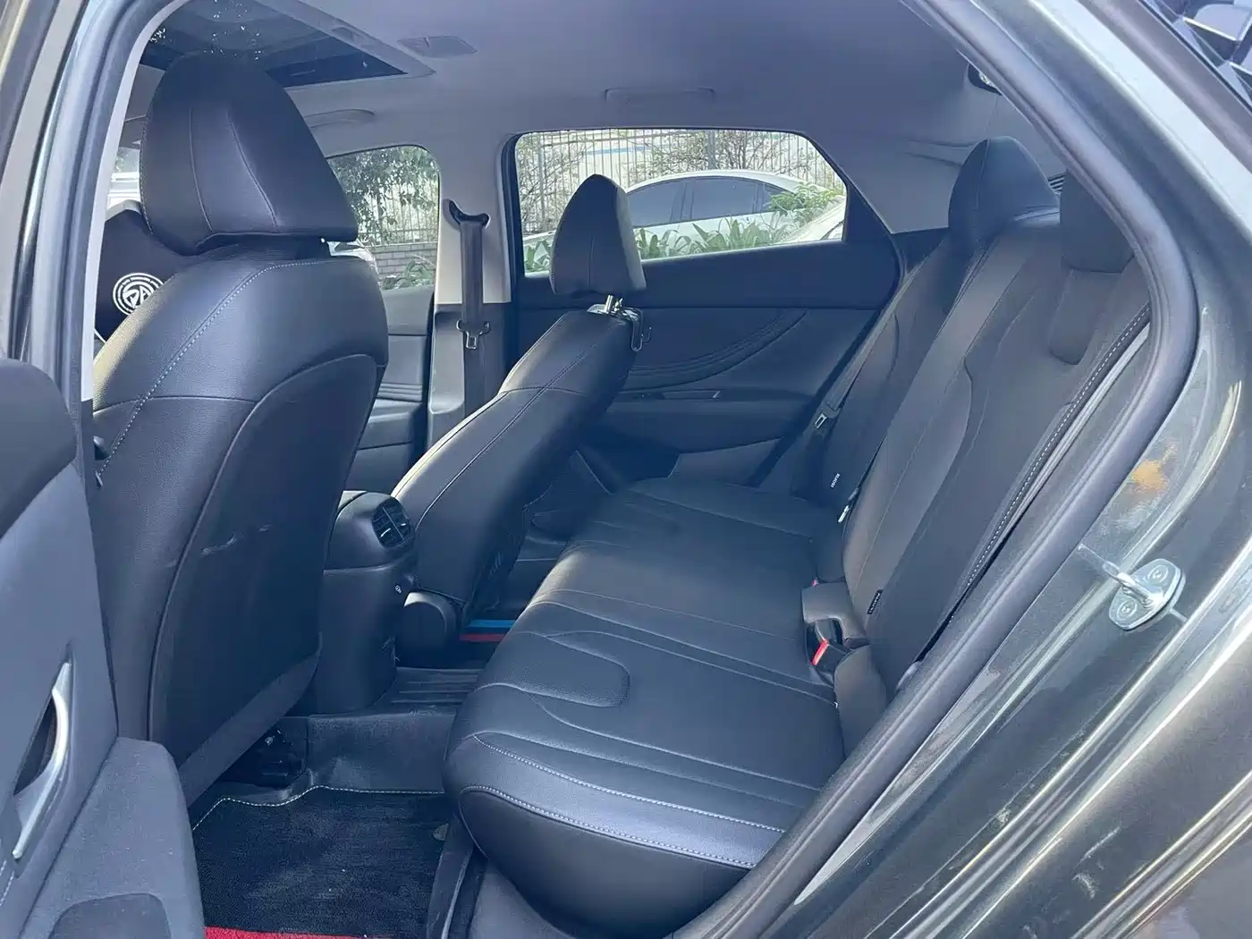 Hyundai Elantra 2023 1.5L CVT GLX Elite Edition фото 7