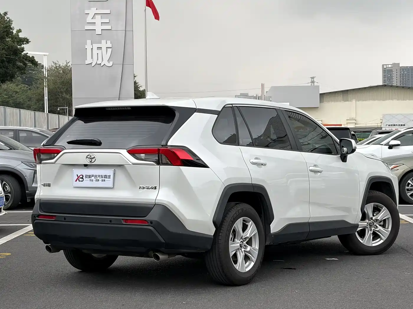 Toyota RAV4 Rongfang 2024 2.0L CVT FWD Urban Edition фото 8