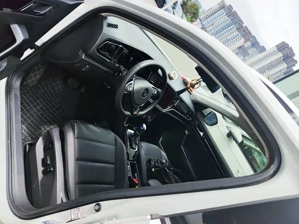 Volkswagen T-ROC 2022 280TSI DSG 2WD Comfort PLUS фото 7