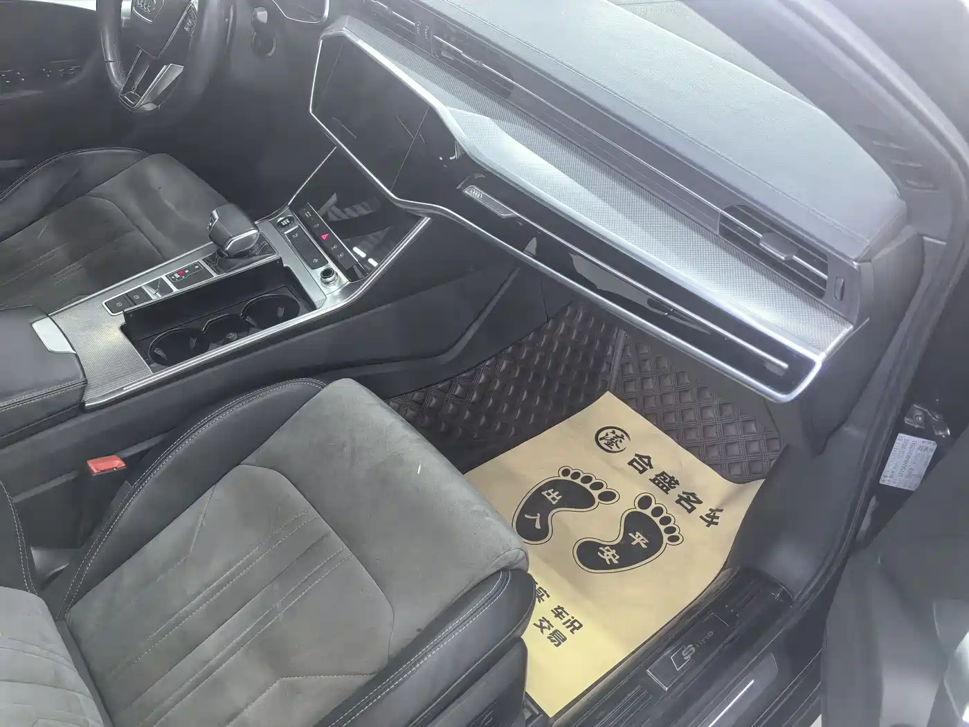 Audi A6L 2020 40 TFSI Luxury Dynamic фото 18
