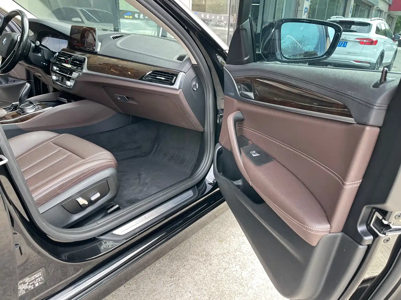 BMW 5 Series 2019 Facelift 525Li Luxury Package фото 10