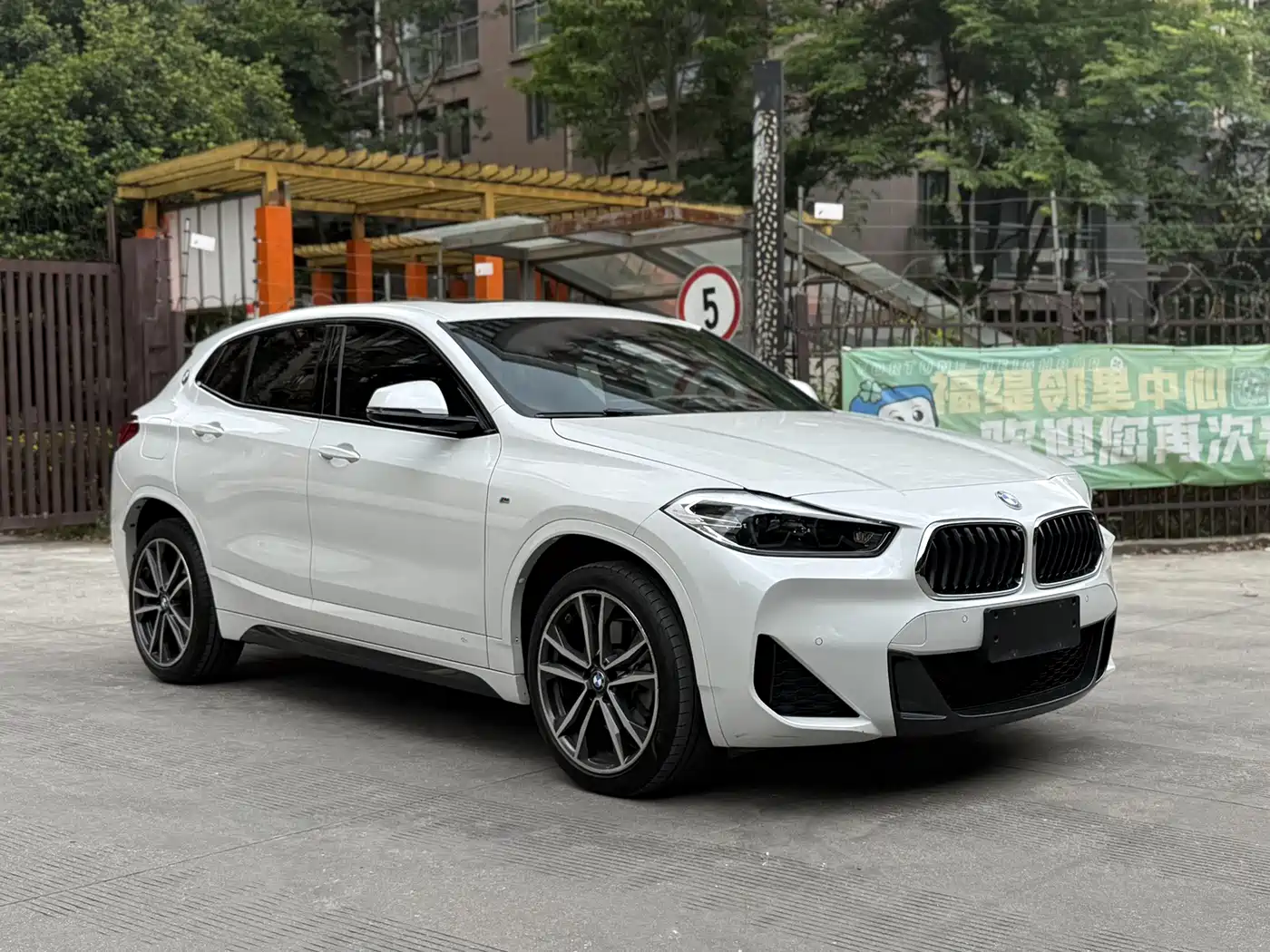 BMW X2 2021 sDrive25i Exclusive M Sport Package фото 2