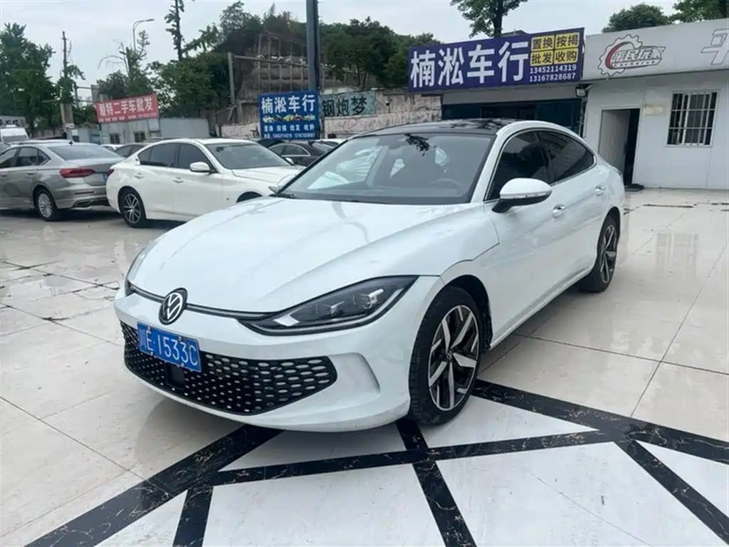 VOLKSWAGEN LINGDU 2025