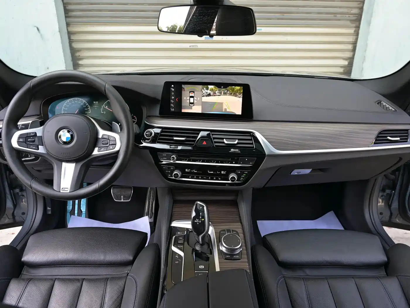 BMW 5 Series (Import) 2019 530i M Sport Package фото 9