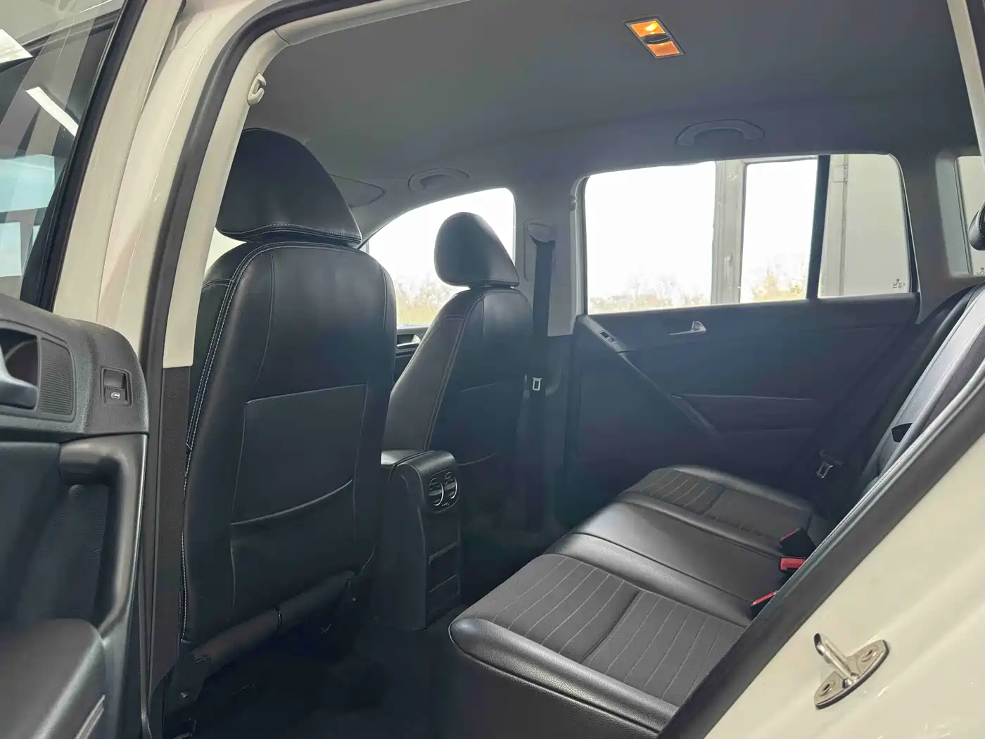 Volkswagen Tiguan 2016 280TSI Automatic 2WD Silk Road Fashion Edition фото 5