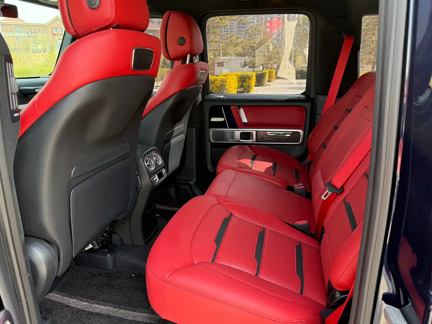 Mercedes-Benz G-Class AMG 2023 AMG G 63 фото 9