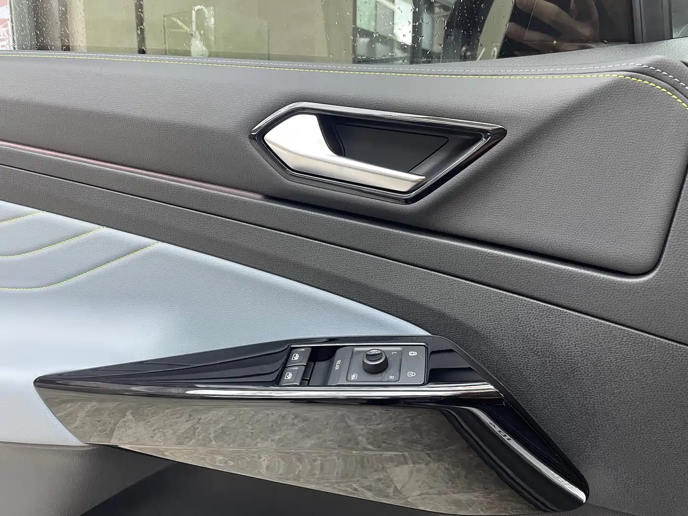 Volkswagen ID.4 X 2021 Pure+ Long Range Edition фото 22