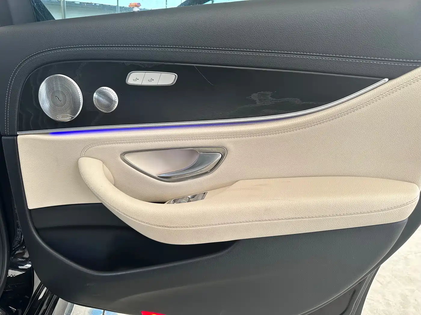 Mercedes-Benz E-Class 2016 E 200 L Sport Type фото 25