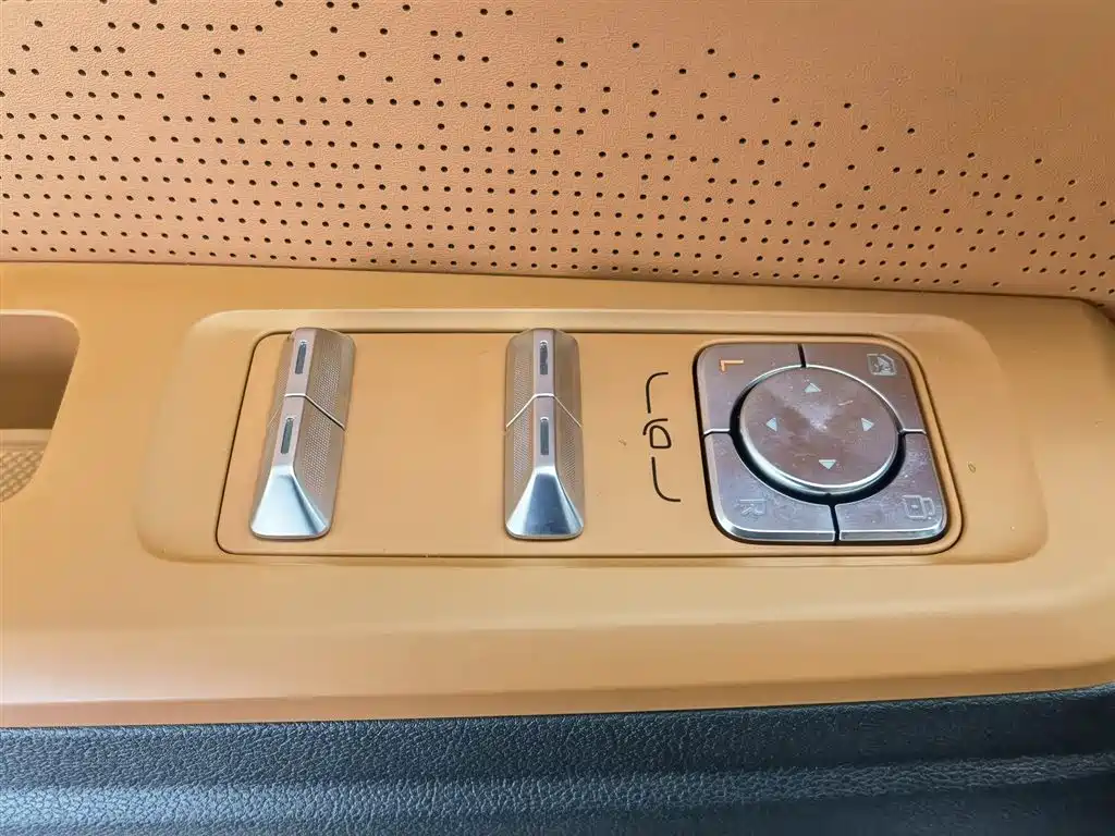 Jetour Shanhai L7 PLUS 2025 Model Base Trim 7-Seater фото 9