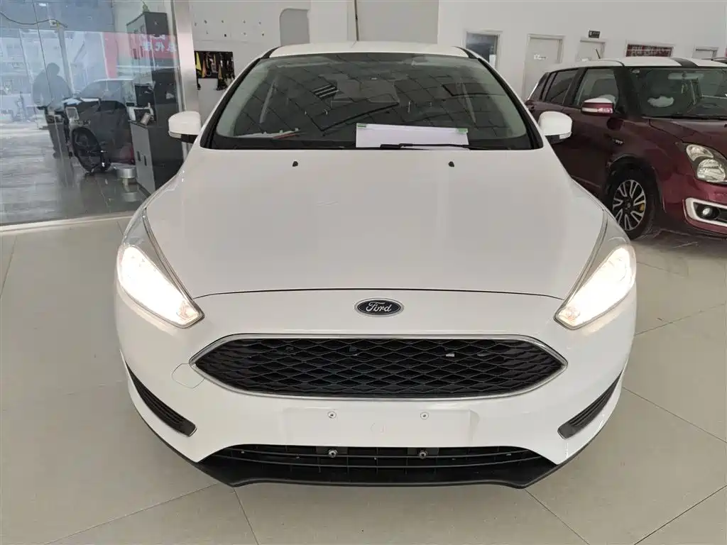 Ford Focus 2018 2018 Hatchback Classic 1.6L Automatic Comfort Smart Edition