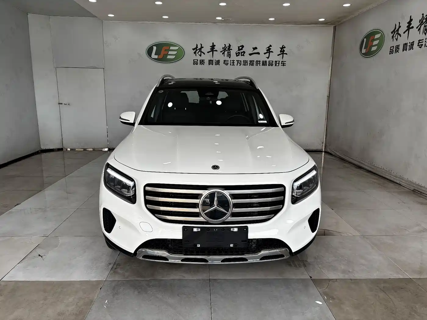 Mercedes-Benz GLB 2025 Model GLB 220 Fashion Style фото 2