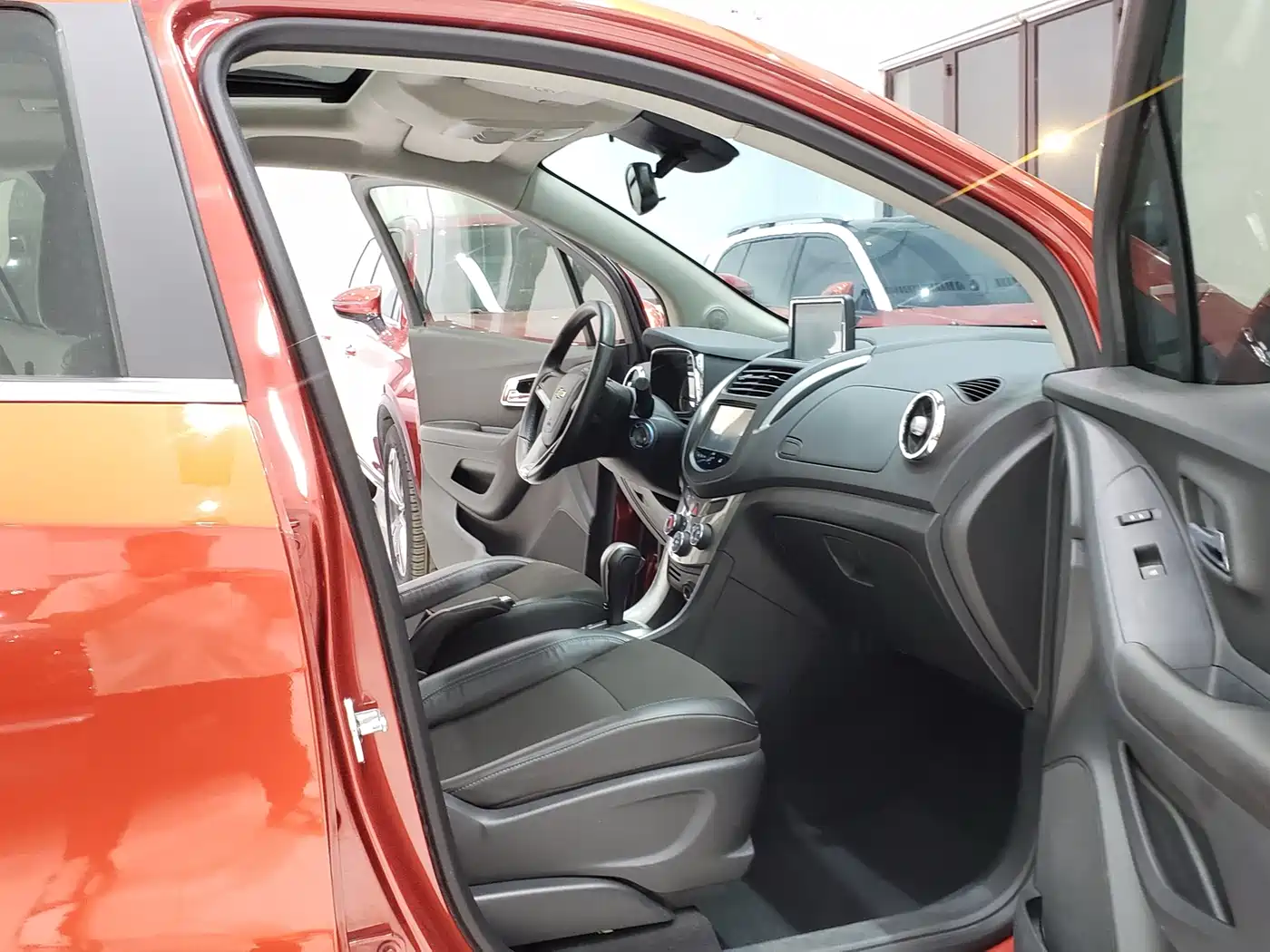 Chevrolet Trax 2014 1.4T Automatic 2WD Luxury фото 8