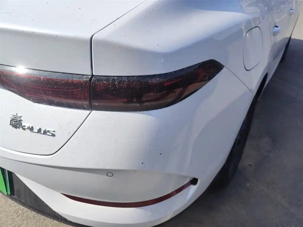 BYD Qin PLUS 2025 DM-i Smart Drive 55KM Leader фото 15