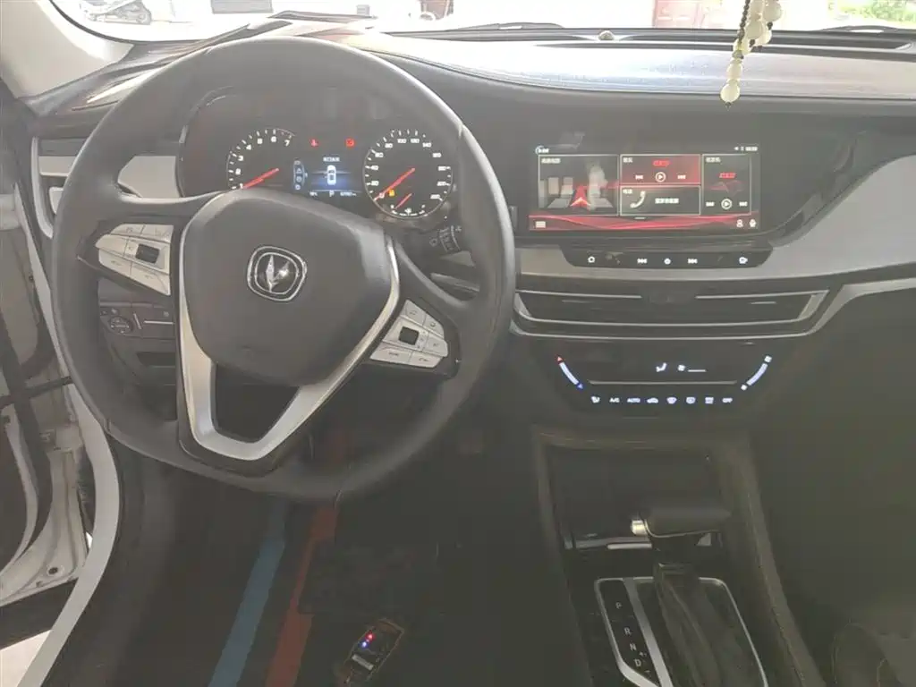 Changan CS35 PLUS 2019 2019 1.6L Automatic Smooth Connect Edition