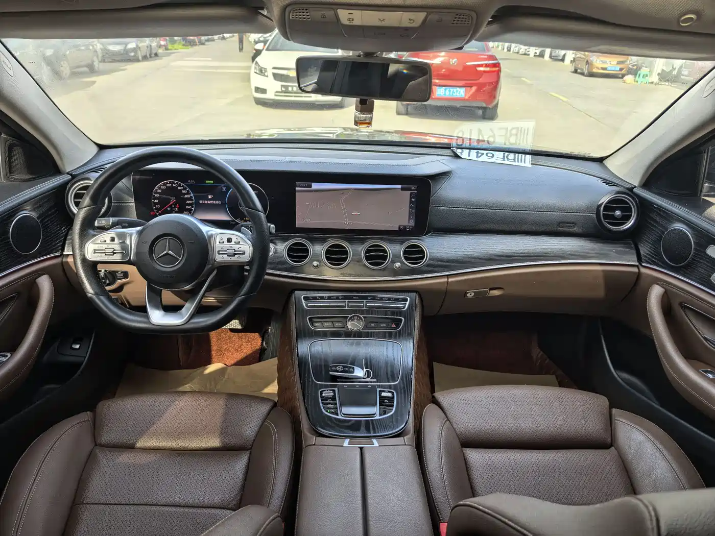 Mercedes-Benz E-Class 2019 E 260 L Sport 4MATIC фото 10