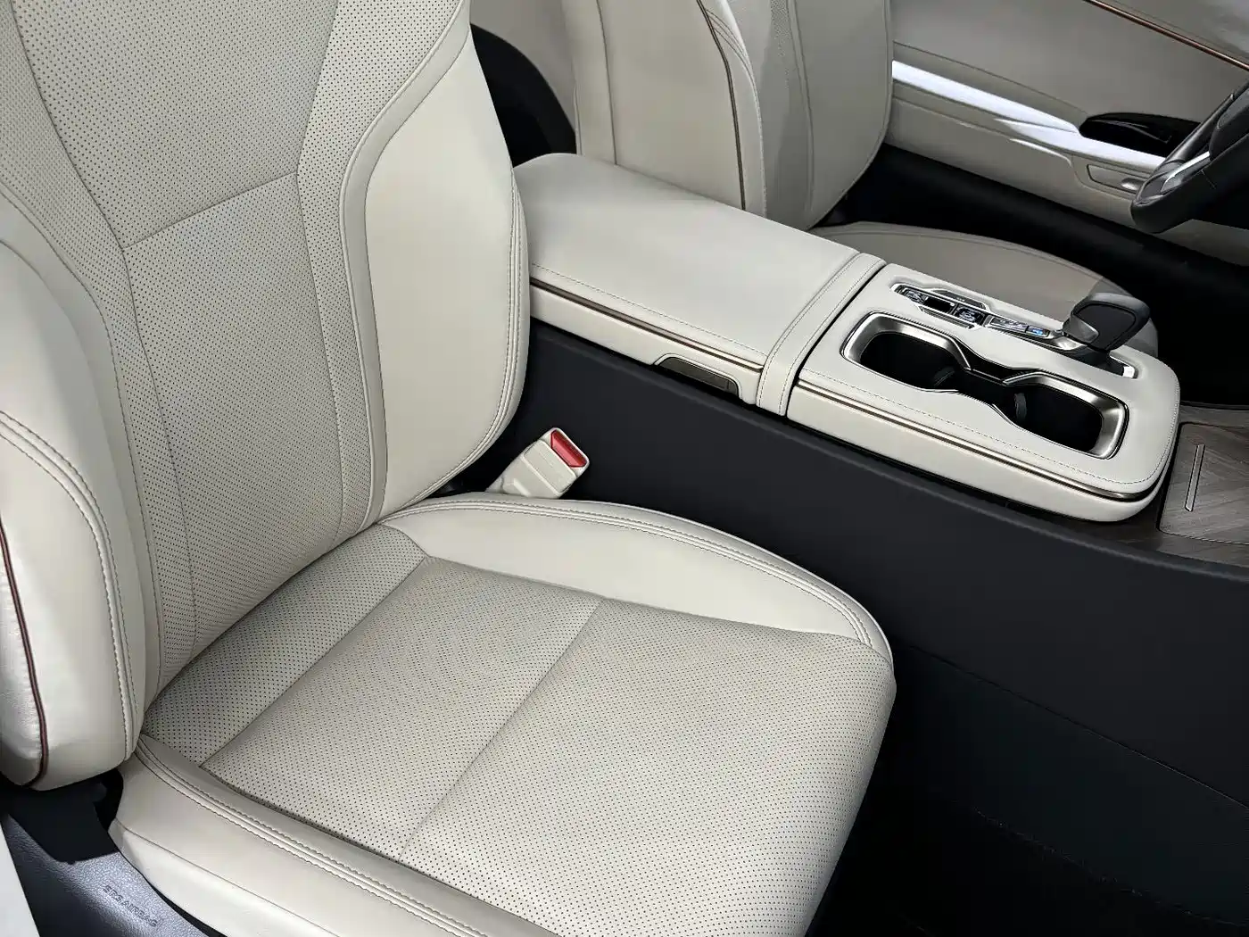 Lexus LM 2026 2023 500h 6-Seater Prestige Edition