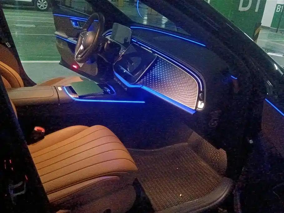 Mercedes-Benz E-Class 2024 E 300 L Fashion фото 8