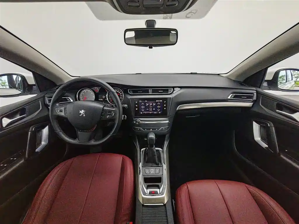 Peugeot 408 2018 Facelift 350THP Automatic Luxury фото 5