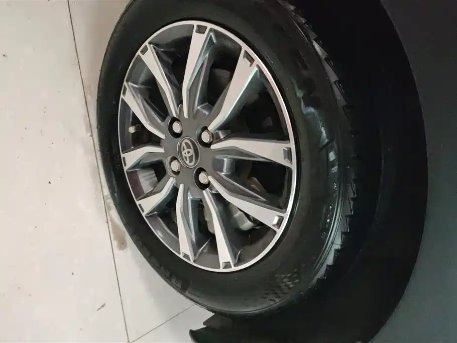 Toyota YARiS L Zhi Xuan 2022 Zhi Xuan X 1.5L CVT Luxury PLUS Edition фото 6